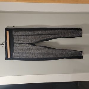 Black and Grey Leggings in M by Champion